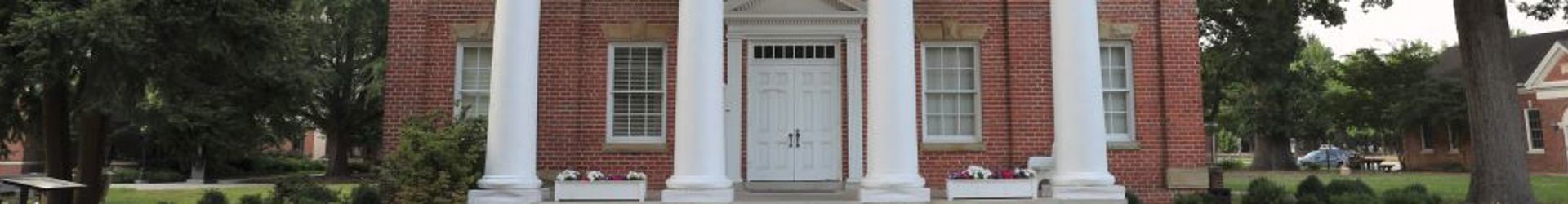 Chesterfield Shutterstock 1421835092 Cropped